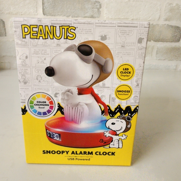 Peanuts Snoopy Pilot Night Light Alarm – White, Brown, Red, Blue - Picture 3 of 5